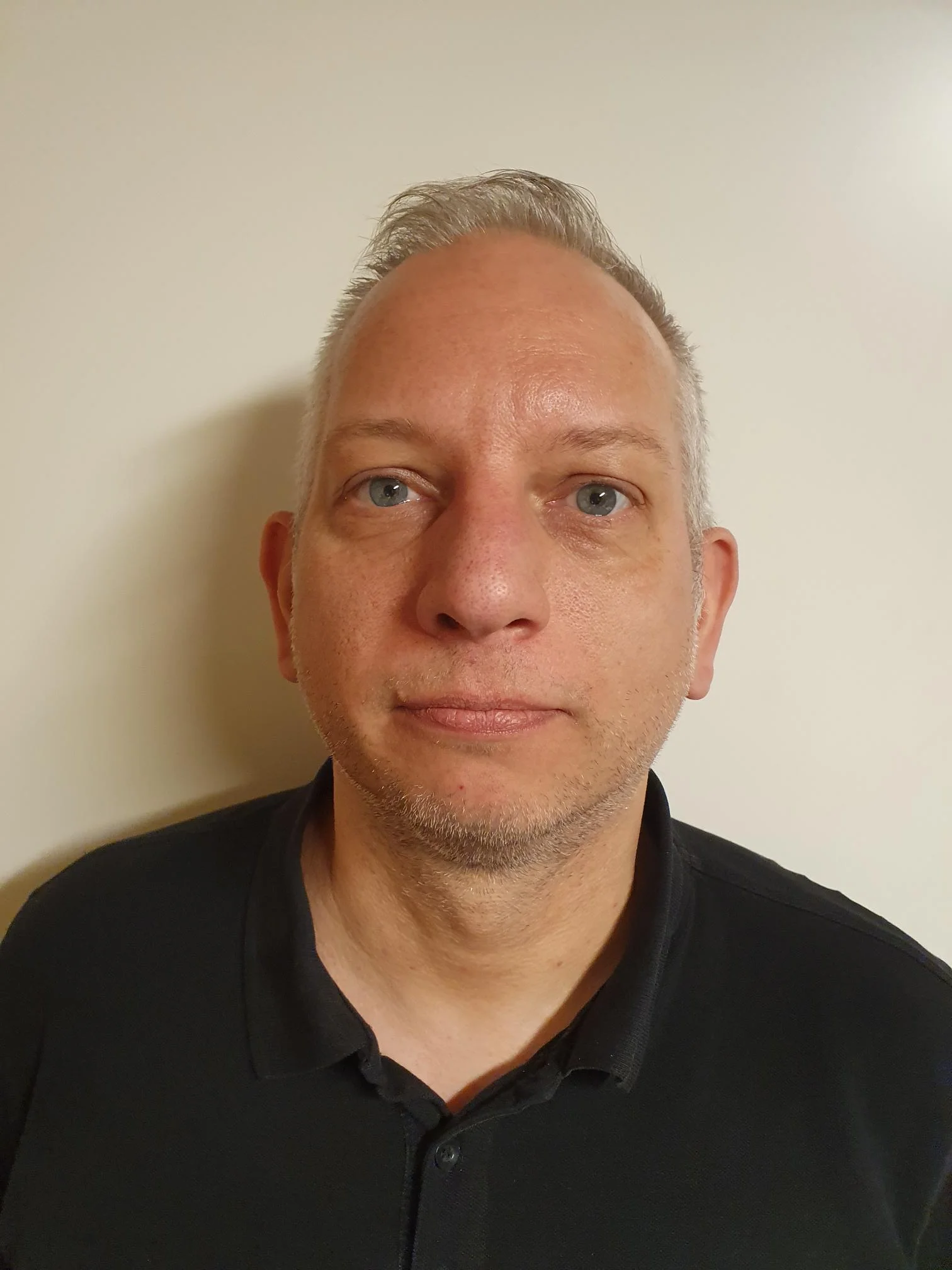 Dirk Kriedemann, Montør hos Kjosavik Møbel